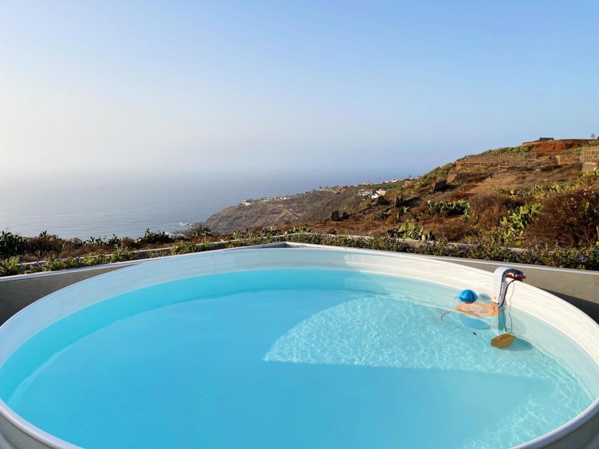 Casa con piscina y jardín con vistas al mar Puerto de la Madera Exterior foto