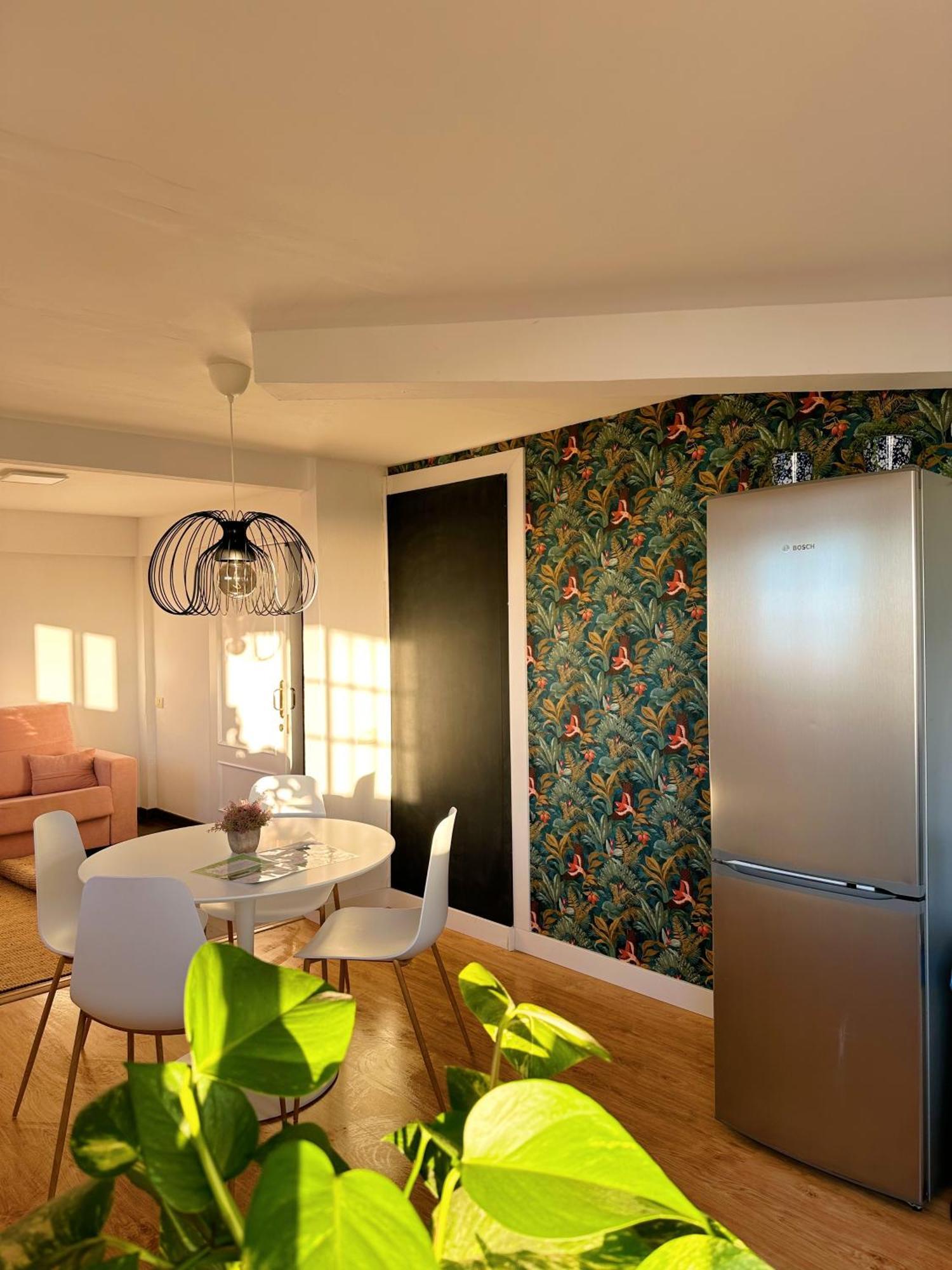 Casa con piscina y jardín con vistas al mar Puerto de la Madera Exterior foto